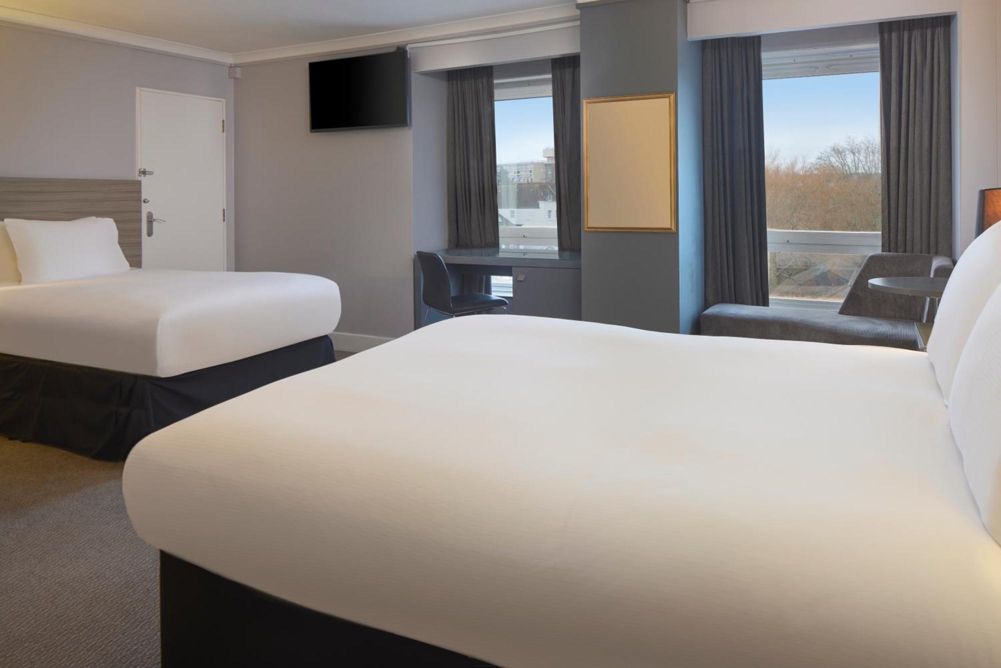 Doubletree By Hilton Bristol City Centre Ngoại thất bức ảnh