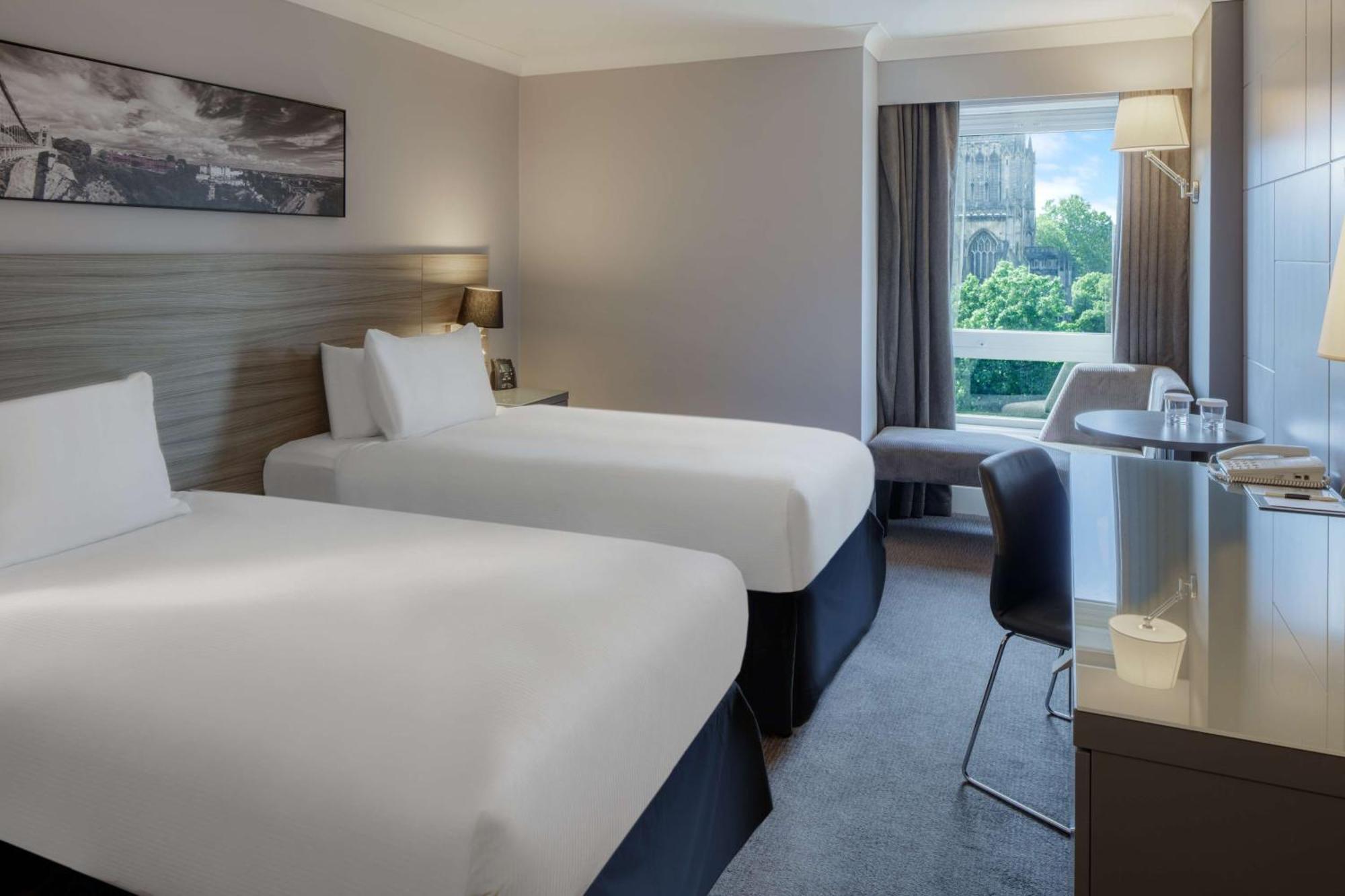 Doubletree By Hilton Bristol City Centre Ngoại thất bức ảnh